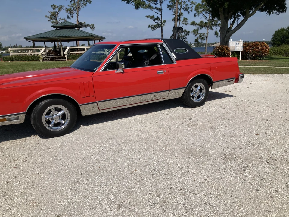 1983 Lincoln Continental 7th Gen - Image 4 of 31