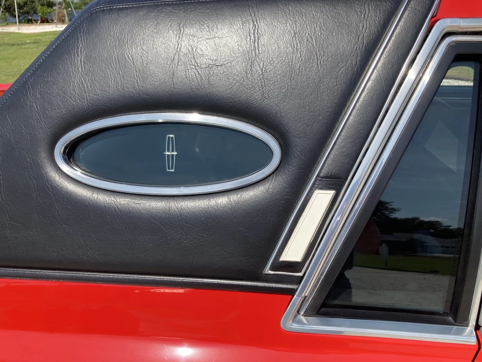 1983 Lincoln Continental 7th Gen - Image 27 of 31