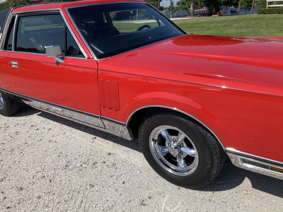 1983 Lincoln Continental 7th Gen - Image 13 of 31