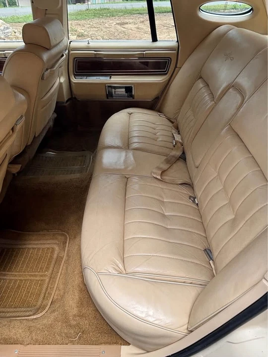 1983 Lincoln Town Car - Image 5 of 11