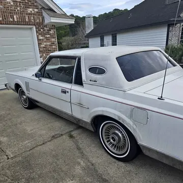 1983 Lincoln Continental Mark VII LSC Sedan 2D