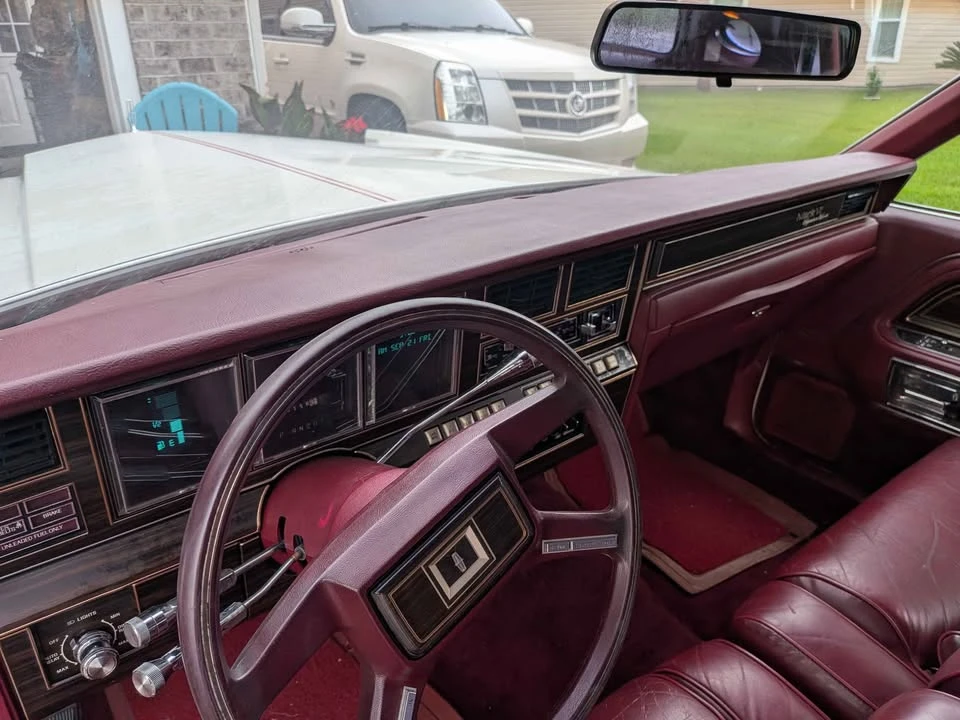 1983 Lincoln Continental Mark VI - Image 17 of 20