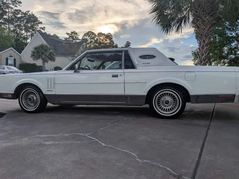 1983 Lincoln Continental Mark VII