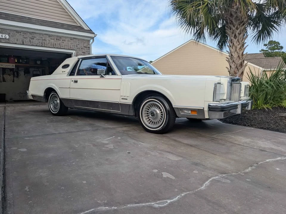 1983 Lincoln Continental Mark VI - Image 8 of 20