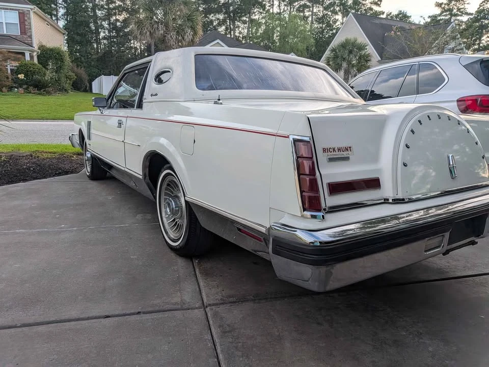 1983 Lincoln Continental Mark VI - Image 2 of 20