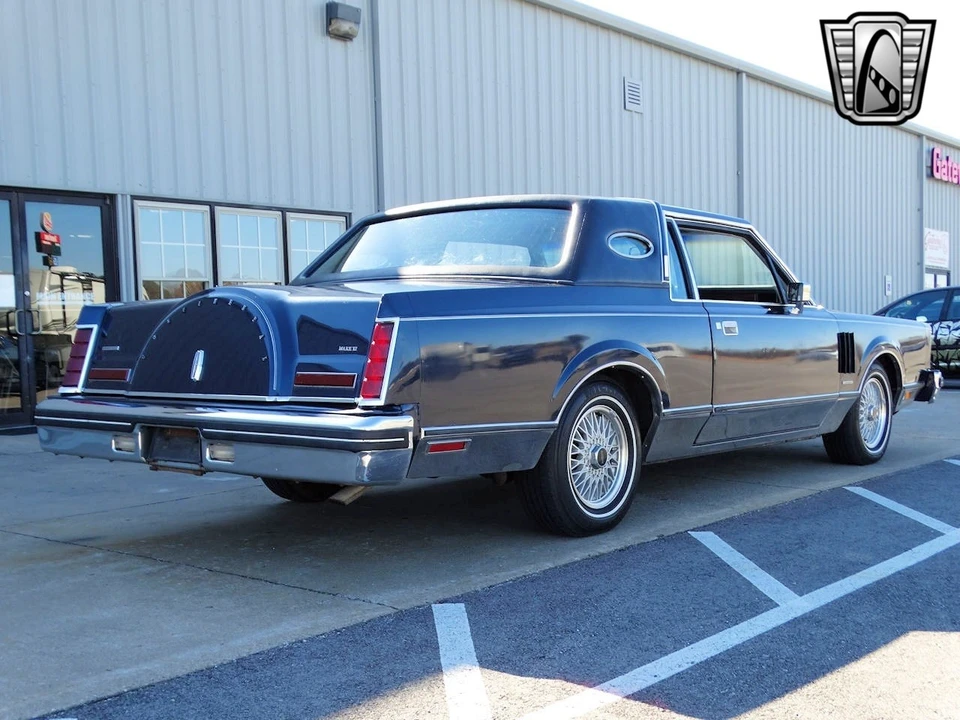 1983 Lincoln Continental Mark VI - Image 9 of 12