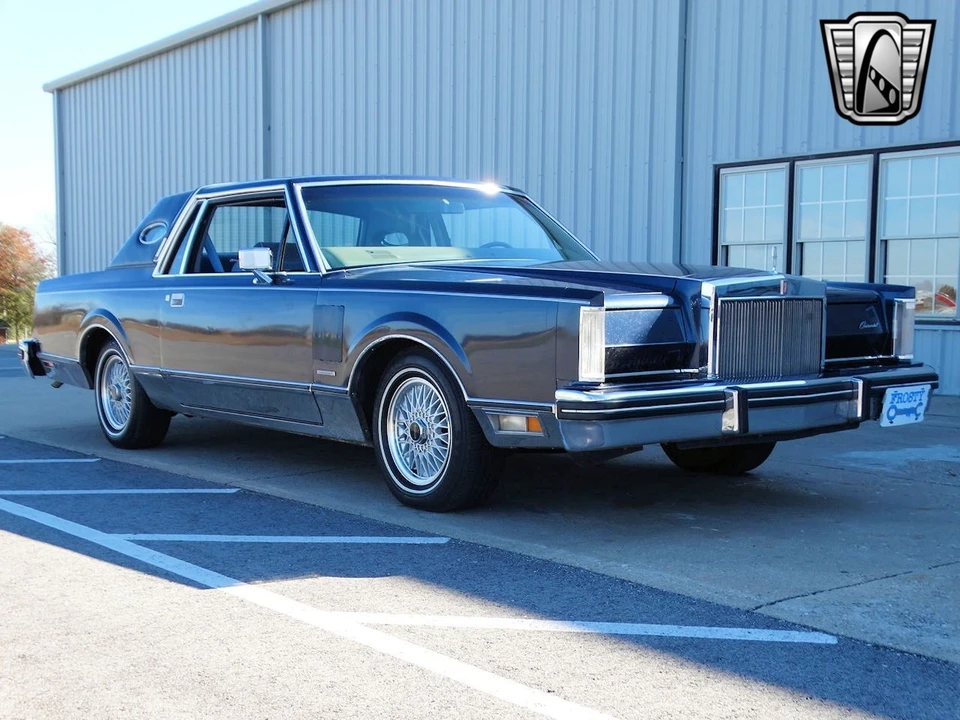 1983 Lincoln Continental Mark VI - Image 11 of 12