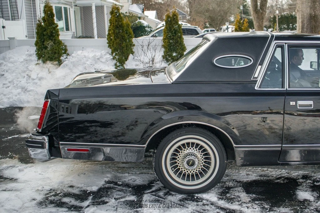 1983 Lincoln Continental Mark VI - Image 10 of 24
