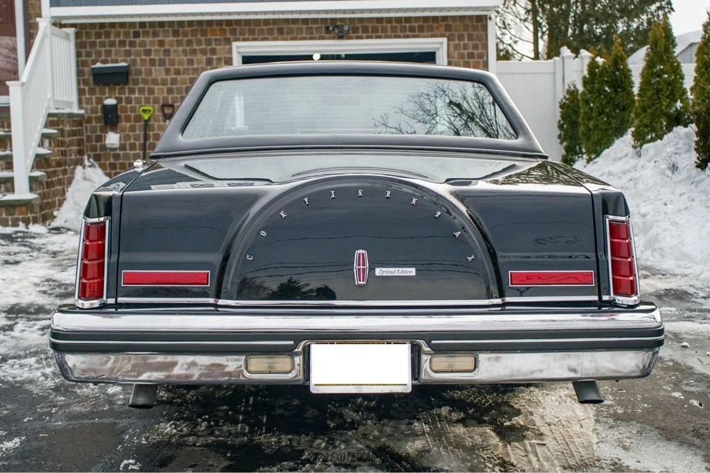 1983 Lincoln Continental Mark VI - Image 7 of 24
