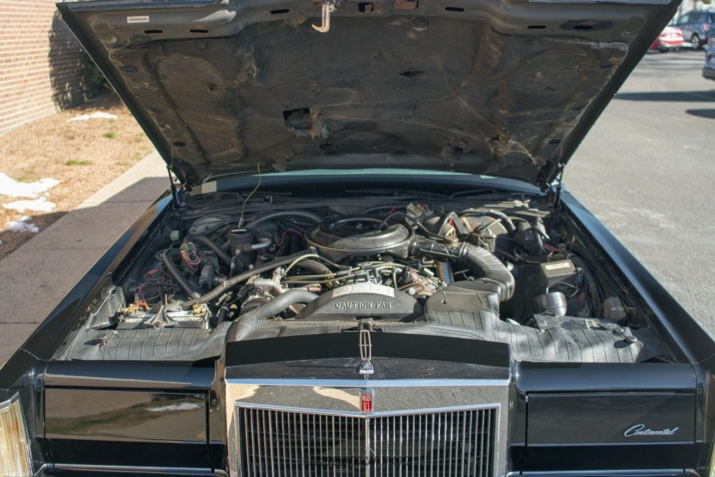 1983 Lincoln Continental Mark VI - Image 18 of 24