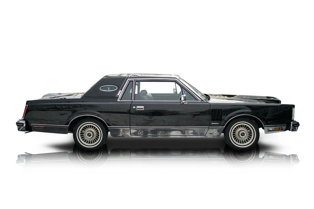 1983 Lincoln Continental Mark VI - Image 2 of 24