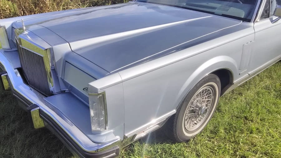 1983 Lincoln Continental Mark VI - Image 10 of 11