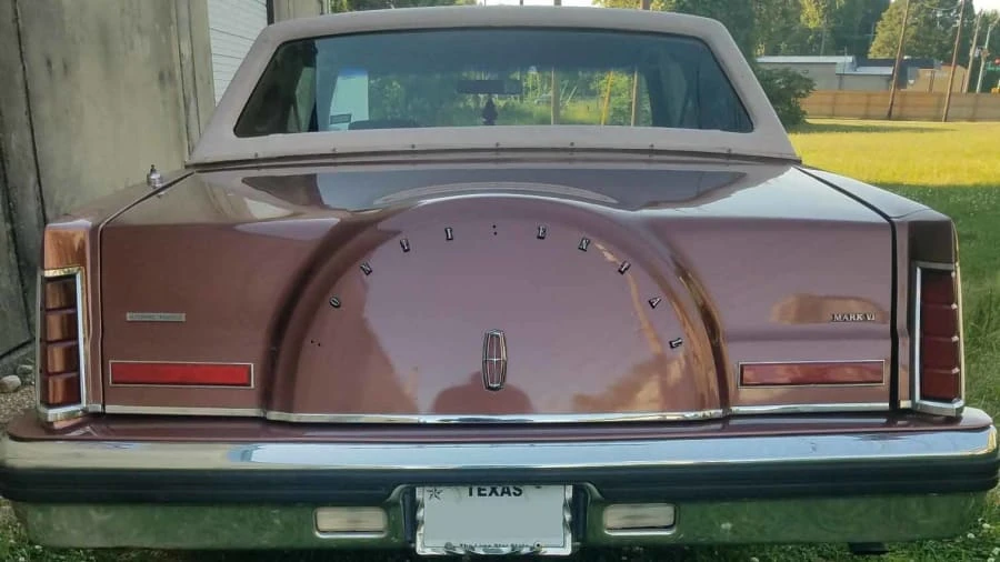 1983 Lincoln Continental Mark VI - Image 6 of 7