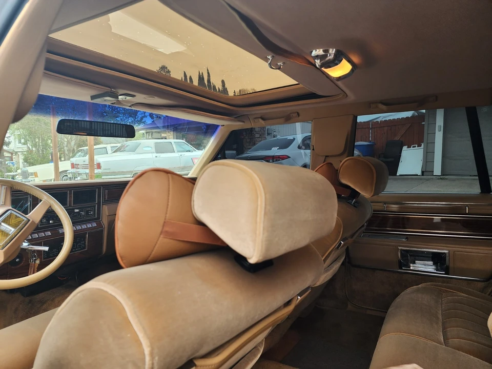 1983 Lincoln Continental Mark VI - Image 10 of 24