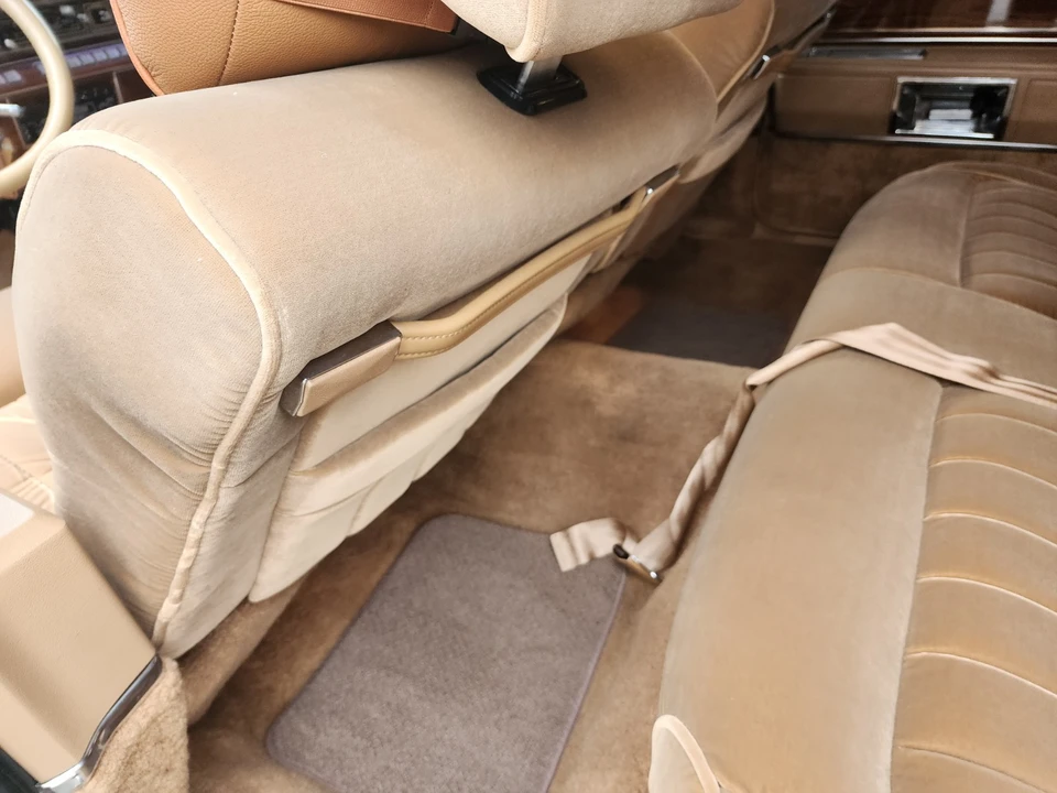 1983 Lincoln Continental Mark VI - Image 11 of 24