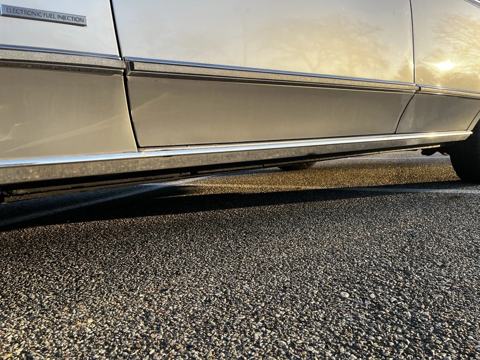1983 Lincoln Town Car - Image 9 of 16