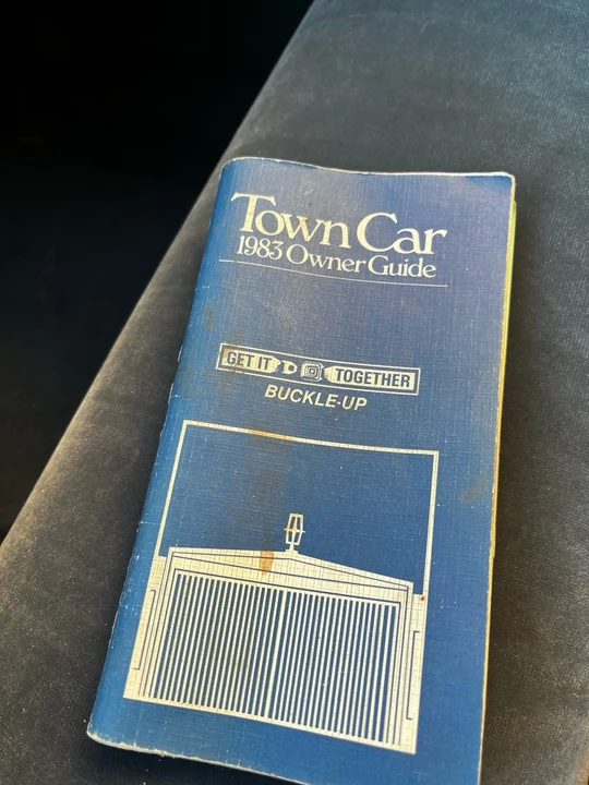 1983 Lincoln Town Car - Image 16 of 16