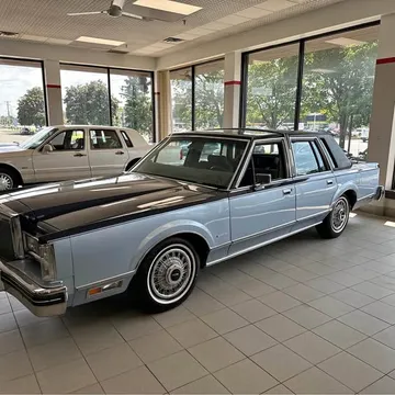 1983 Lincoln Town Car