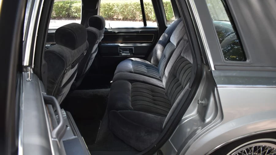 1983 Lincoln Town Car - Image 14 of 31