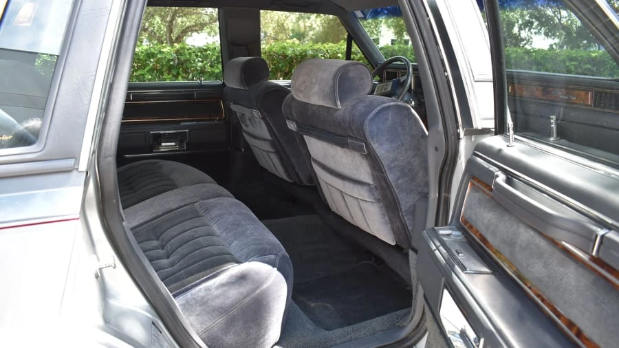 1983 Lincoln Town Car - Image 29 of 31