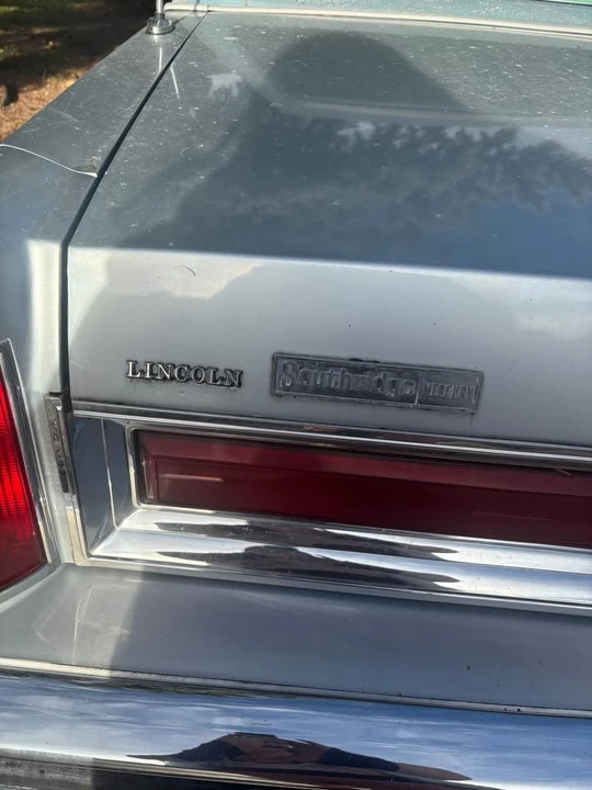 1983 Lincoln Town Car - Image 4 of 8