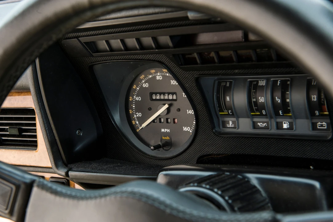 1983 Jaguar XJS Pre-Facelift V12 - Image 5 of 17