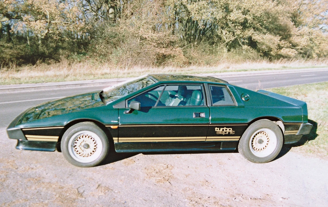 1983 Lotus Esprit Series 3 & Turbo - Image 3 of 4
