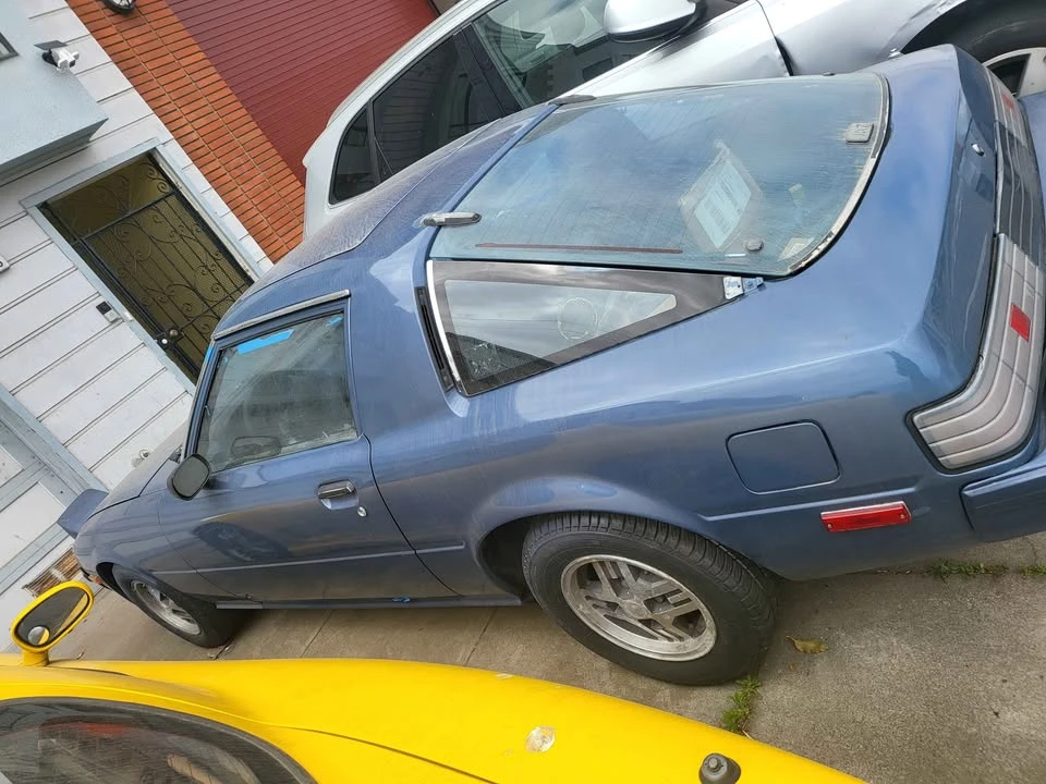 1983 Mazda - Image 3 of 11