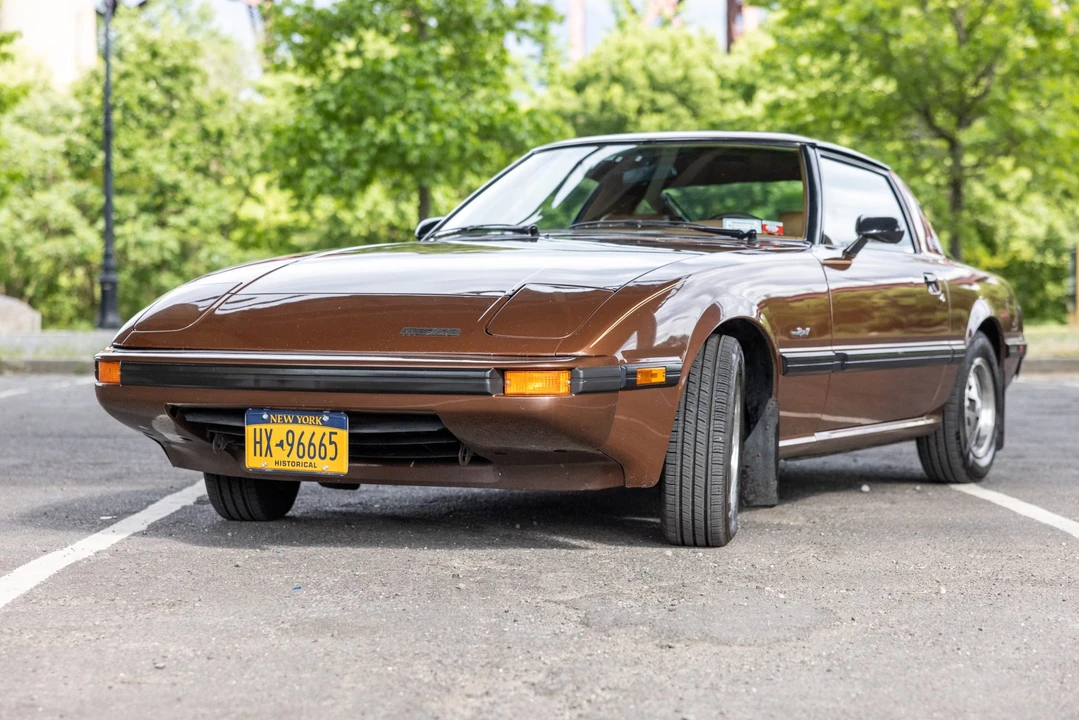 1983 Mazda RX-7 SA & FB - Image 2 of 31