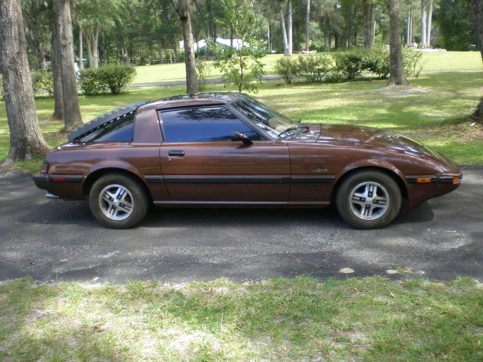 1983 Mazda RX-7 SA & FB - Image 9 of 10