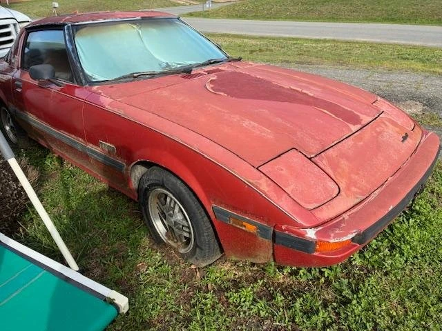 1983 Mazda - Image 2 of 12