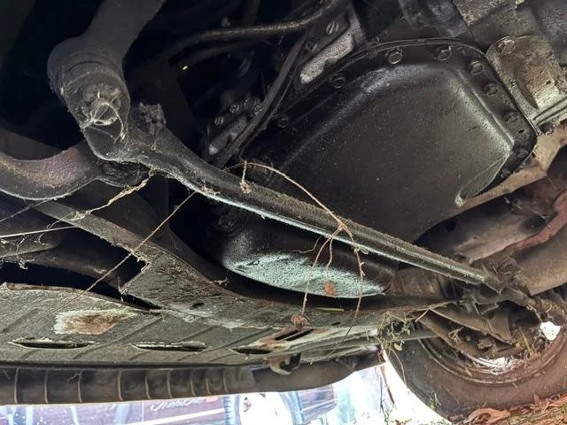 1983 Mazda - Image 8 of 12