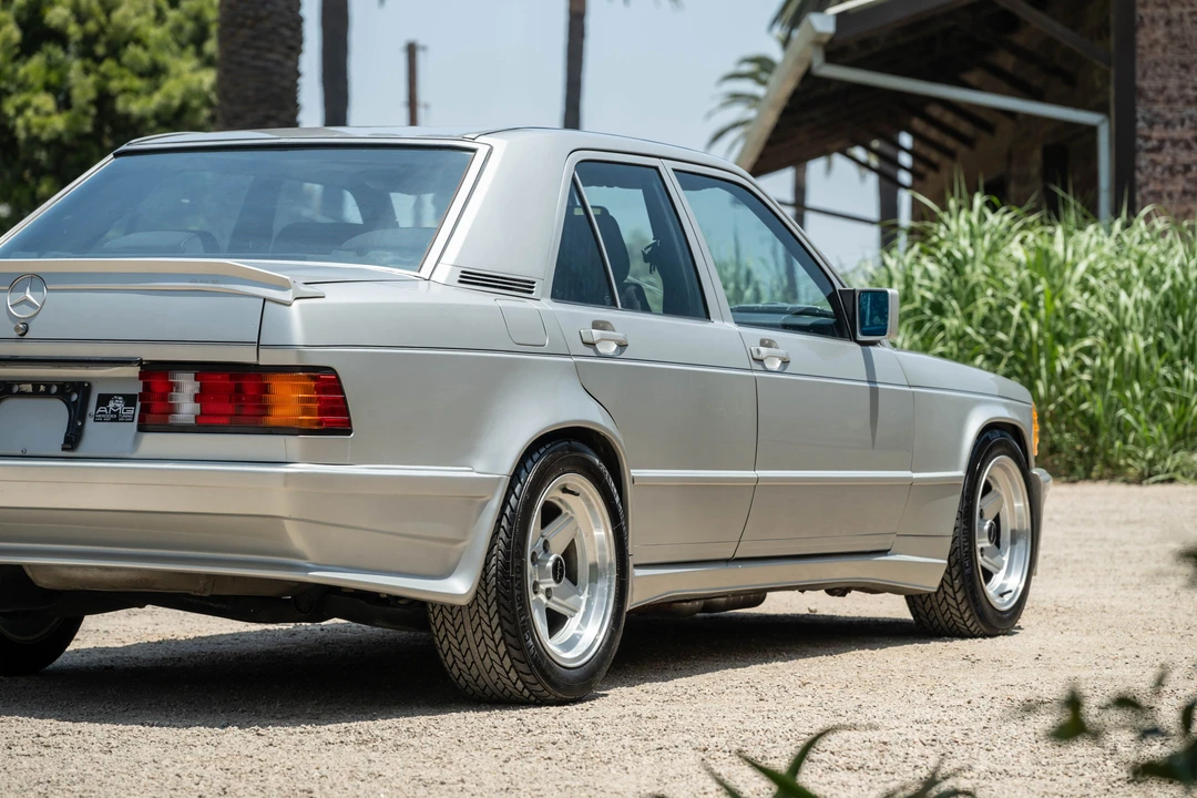 1983 Mercedes-Benz 190E - Image 12 of 31