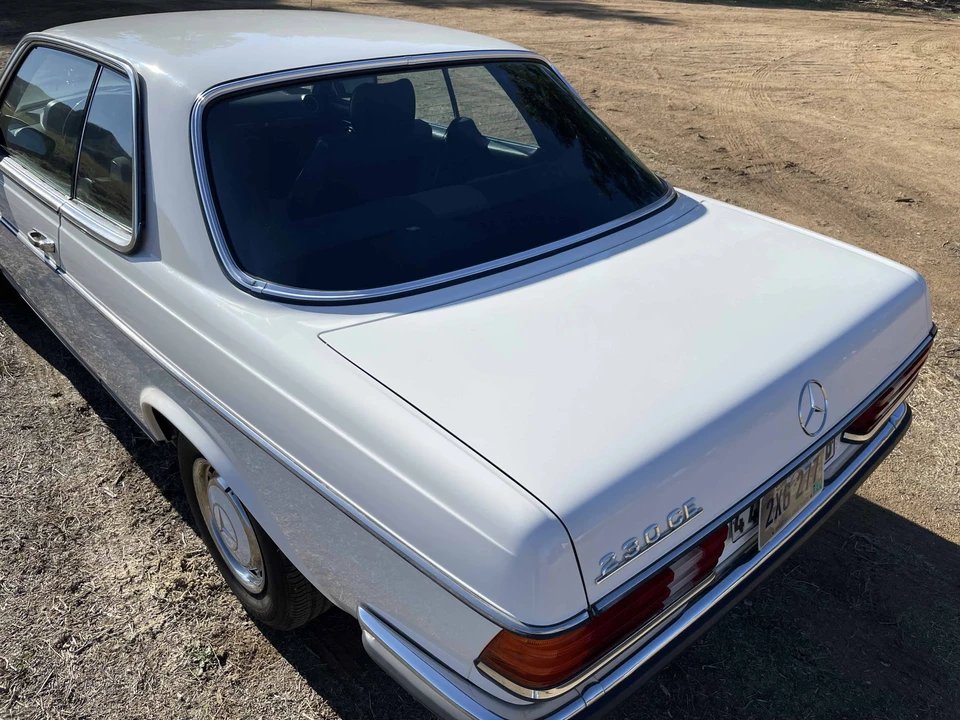 1983 Mercedes-Benz 190E - Image 25 of 31