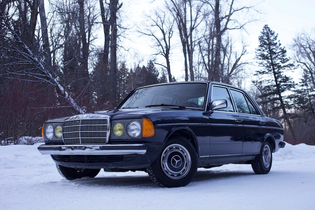 1983 Mercedes-Benz W123 Sedan - Image 2 of 31
