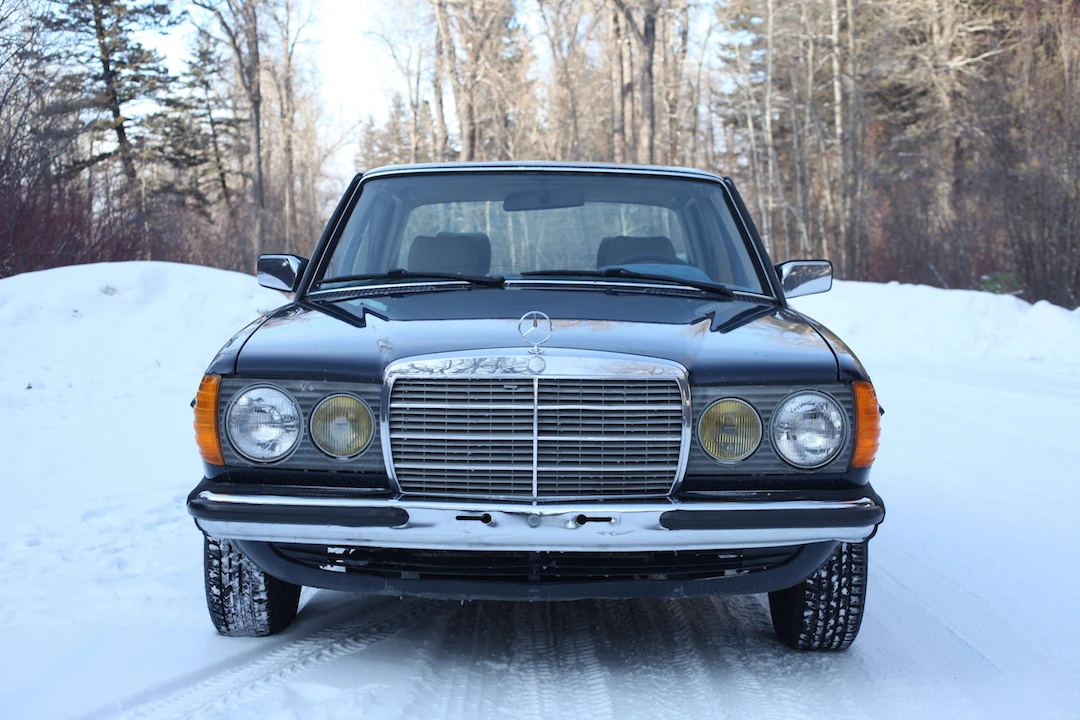 1983 Mercedes-Benz W123 Sedan - Image 6 of 31