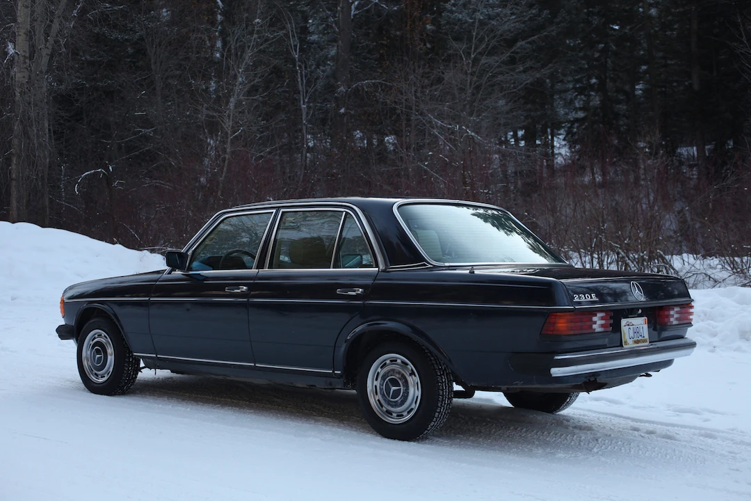 1983 Mercedes-Benz W123 Sedan - Image 15 of 31