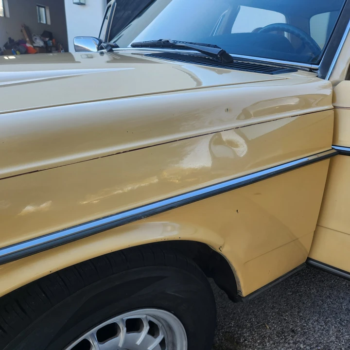 1983 Mercedes-Benz W123 Sedan - Image 29 of 31