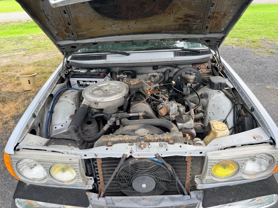 1983 Mercedes-Benz 190E - Image 7 of 8
