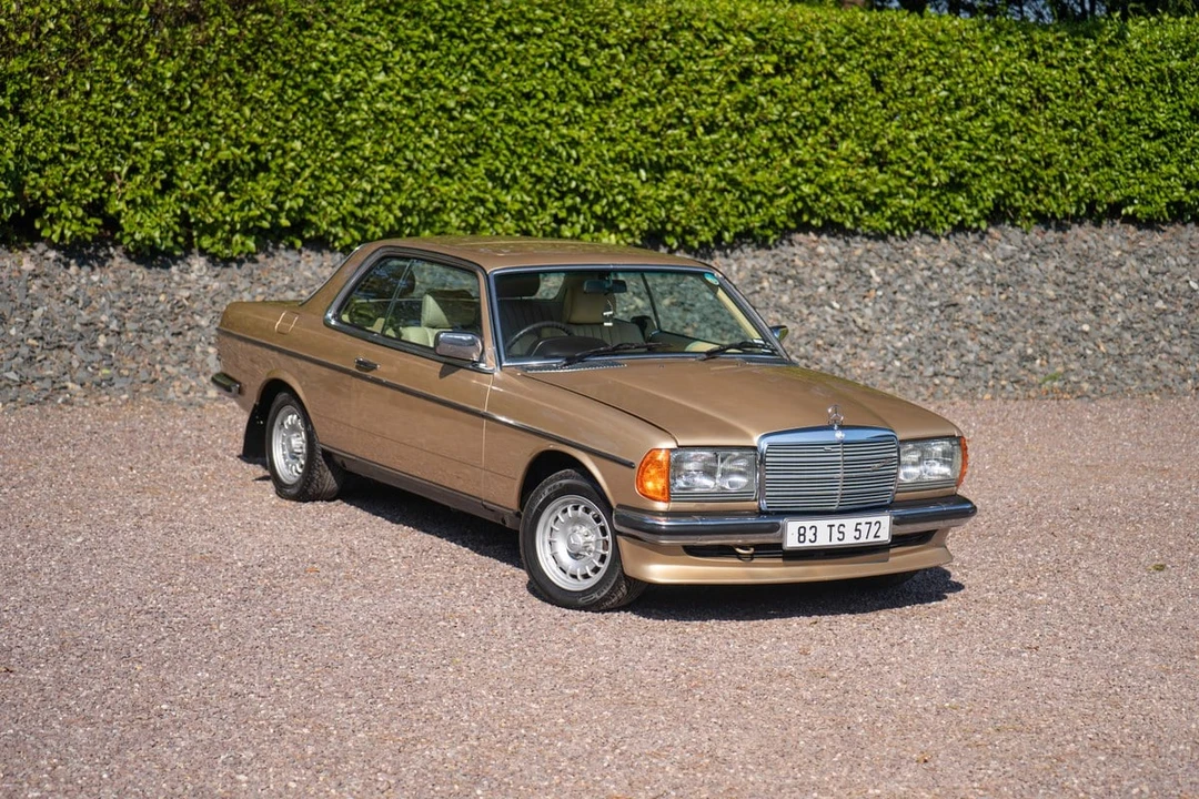 1983 Mercedes-Benz W123 Coupe (C123) - Image 17 of 30