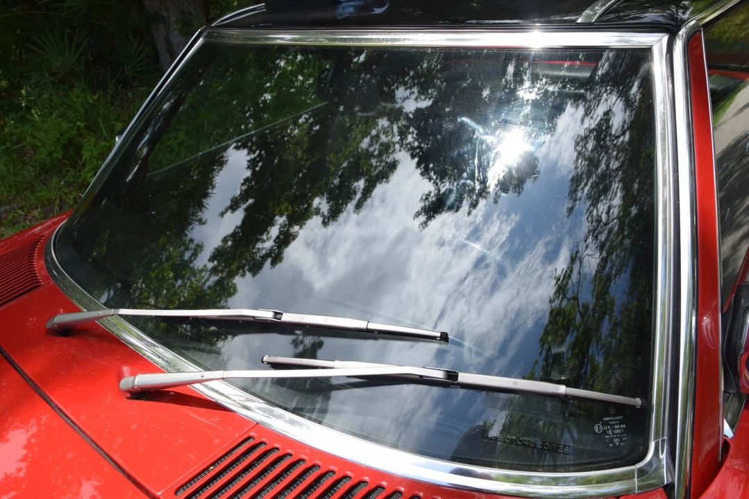 1983 Mercedes-Benz R107 SL-Class - Image 24 of 31