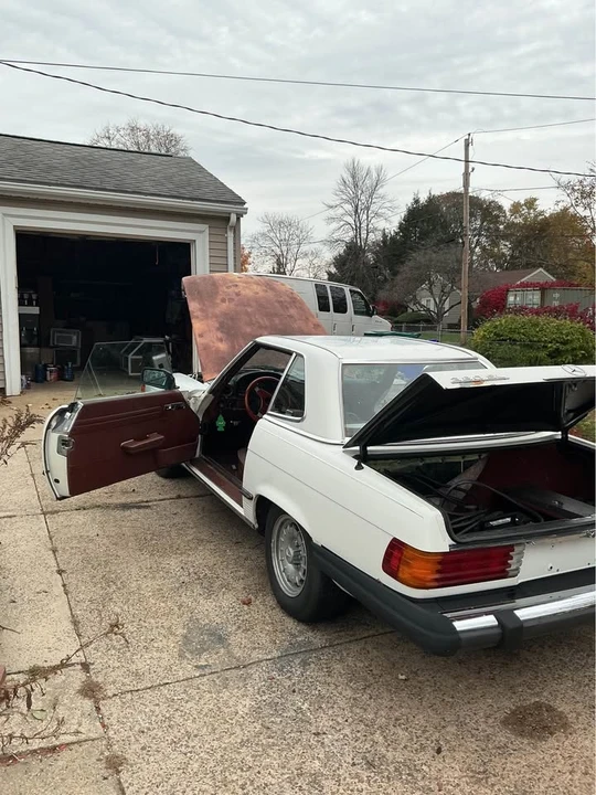 1983 Mercedes-Benz E-Class - Image 11 of 18