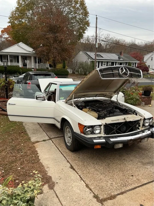 1983 Mercedes-Benz E-Class - Image 8 of 18