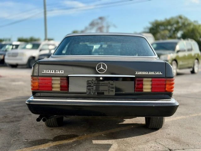 1983 Mercedes-Benz W123 Sedan - Image 7 of 16