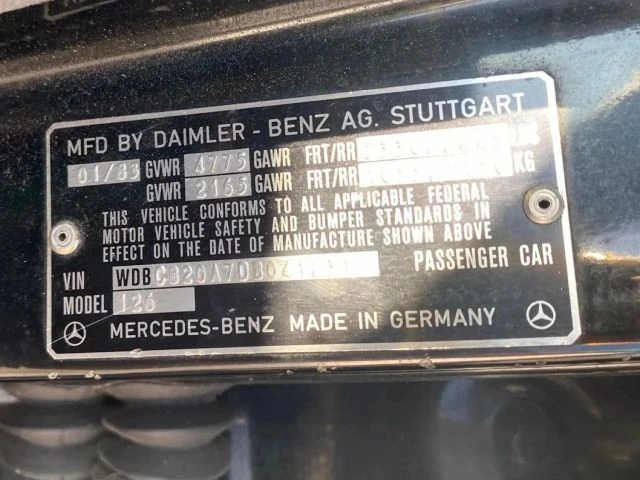 1983 Mercedes-Benz W123 Sedan - Image 12 of 16