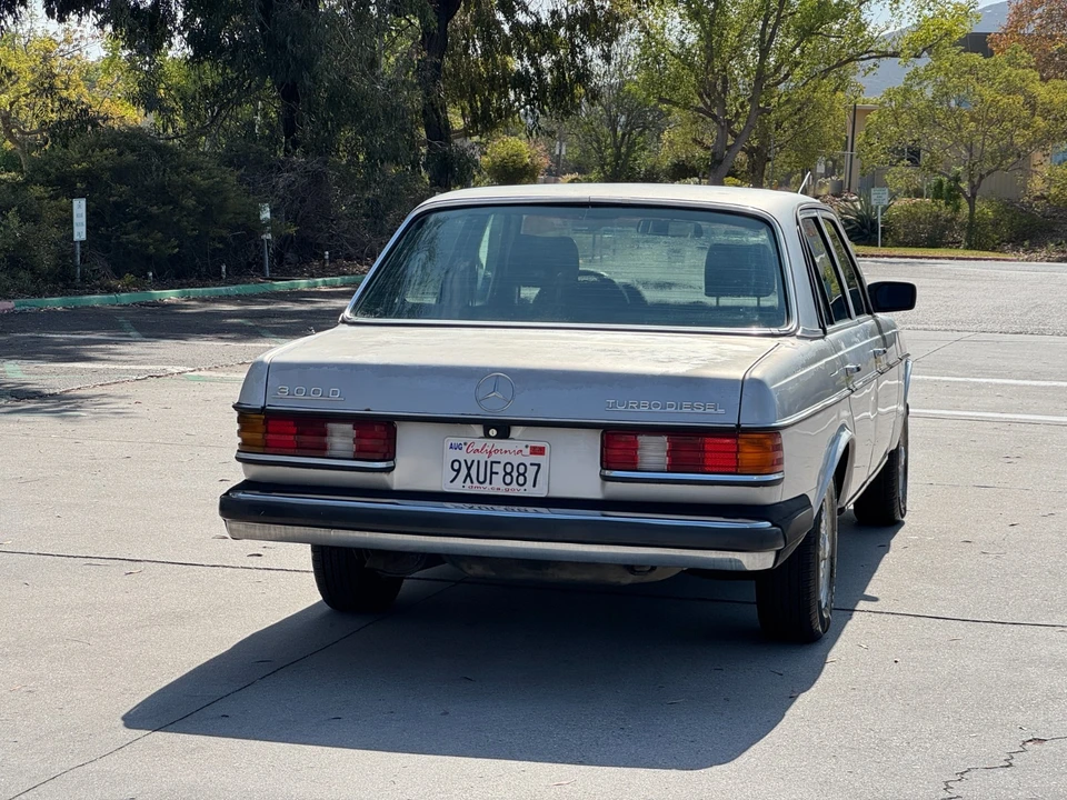 1983 Mercedes-Benz 190E - Image 3 of 31