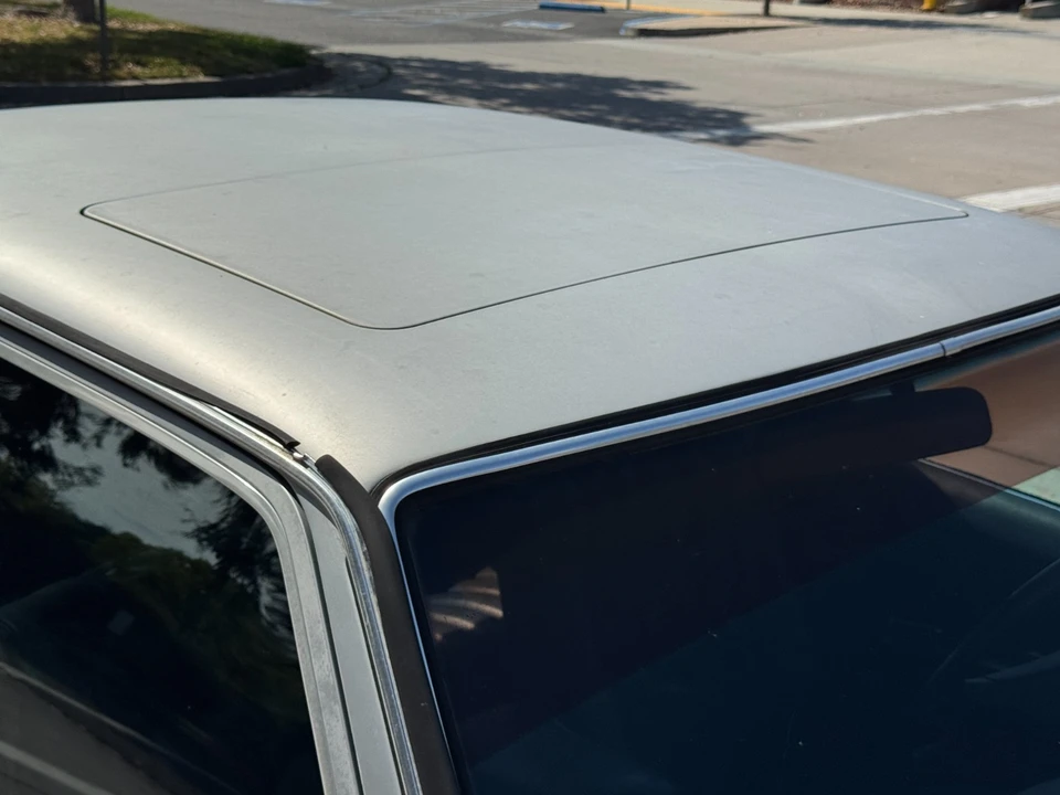 1983 Mercedes-Benz 190E - Image 26 of 31
