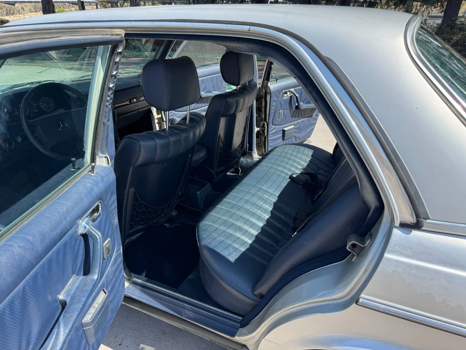 1983 Mercedes-Benz 190E - Image 29 of 31