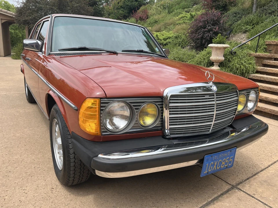 1983 Mercedes-Benz 190E - Image 12 of 31
