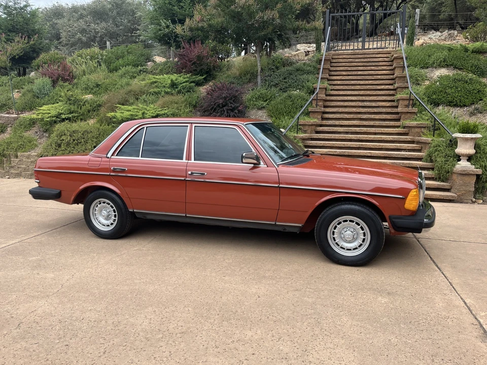 1983 Mercedes-Benz 190E - Image 5 of 31